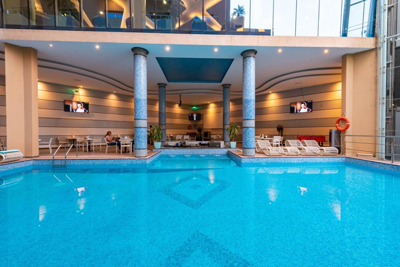 Pyramid Continental Hotel Djouba Extérieur photo